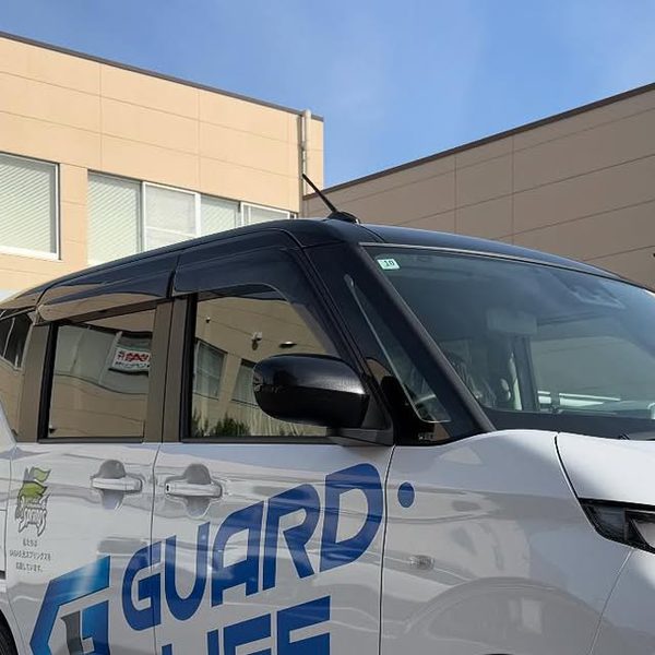 GUARD.LIFE ラッピング営業車